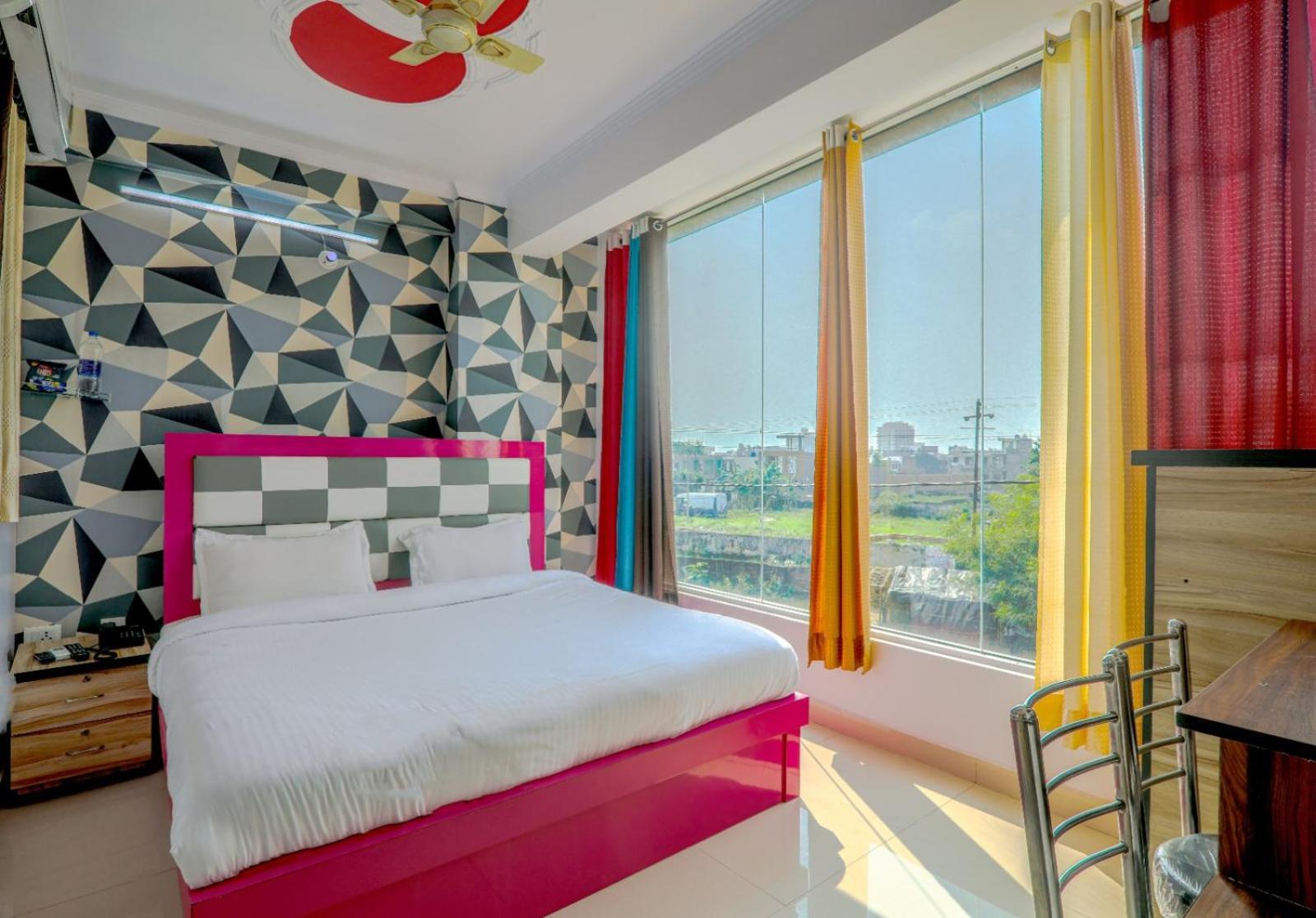 Hotel R. K. Grand 3*
